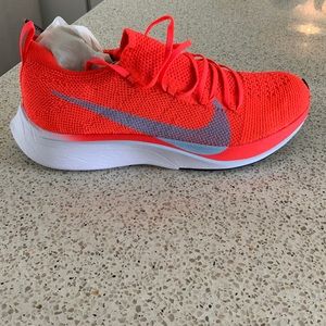 Nike Vaporfly 4% Flyknit